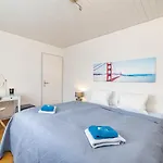 Wildeggstrasse Apartment
