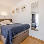 Wildeggstrasse Apartment