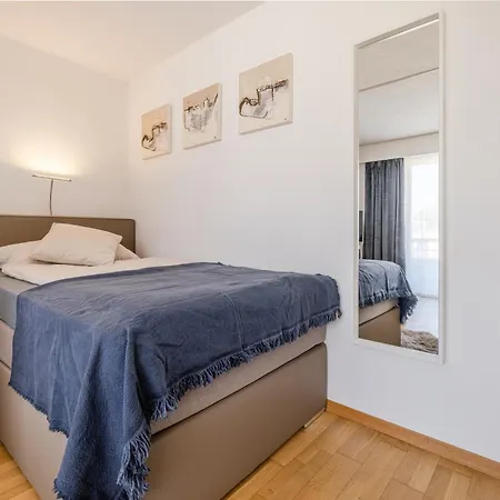 Apartments Wildeggstrasse شقة