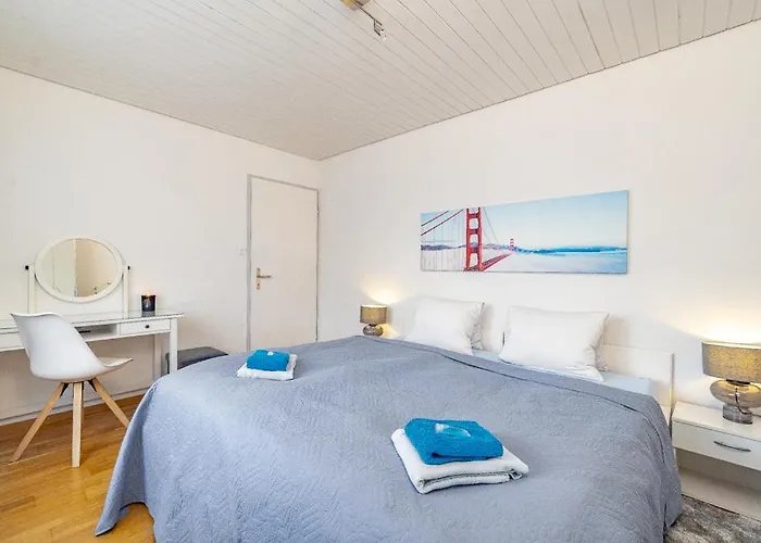 Apartments Wildeggstrasse شقة *